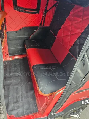 TVS Metro Plus 2024 Red