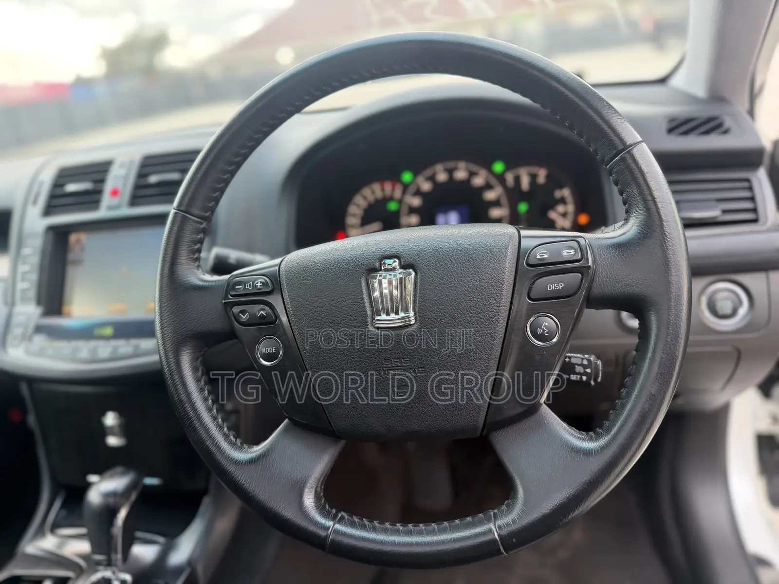 Toyota Crown 2009 White