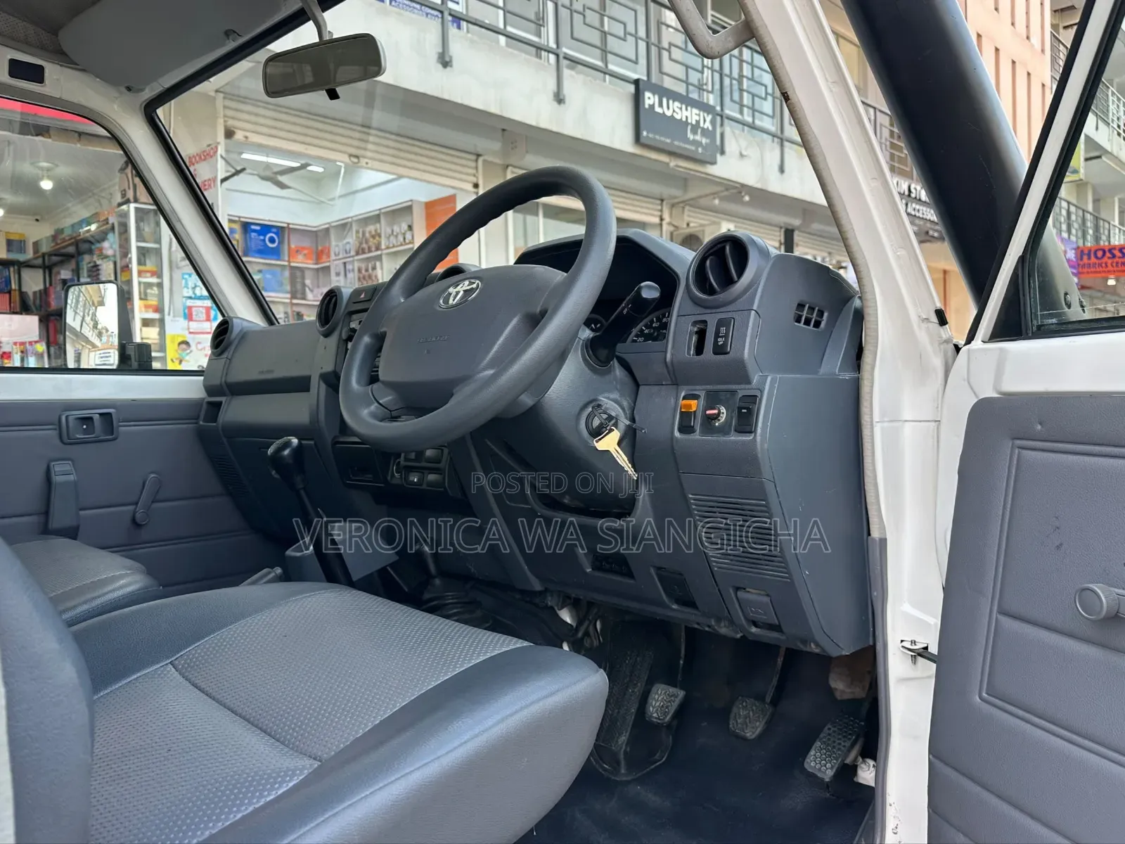 Toyota Land Cruiser 2014 White