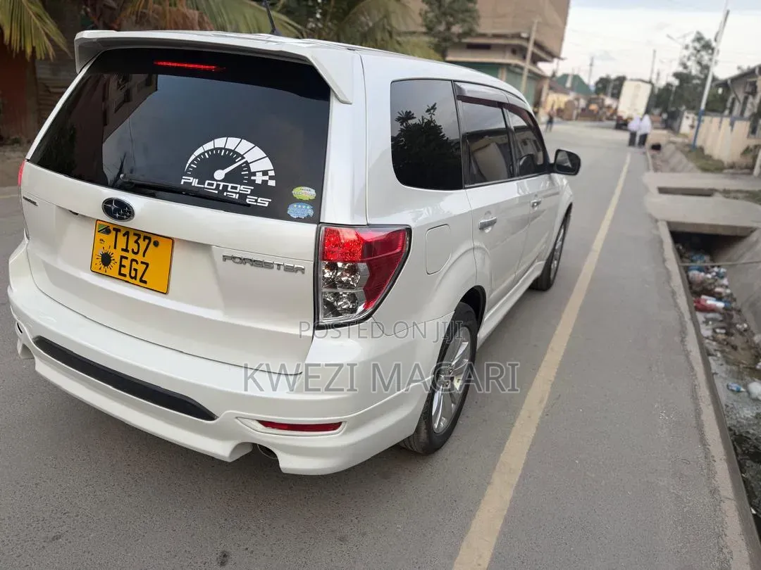 Subaru Forester 2012 White
