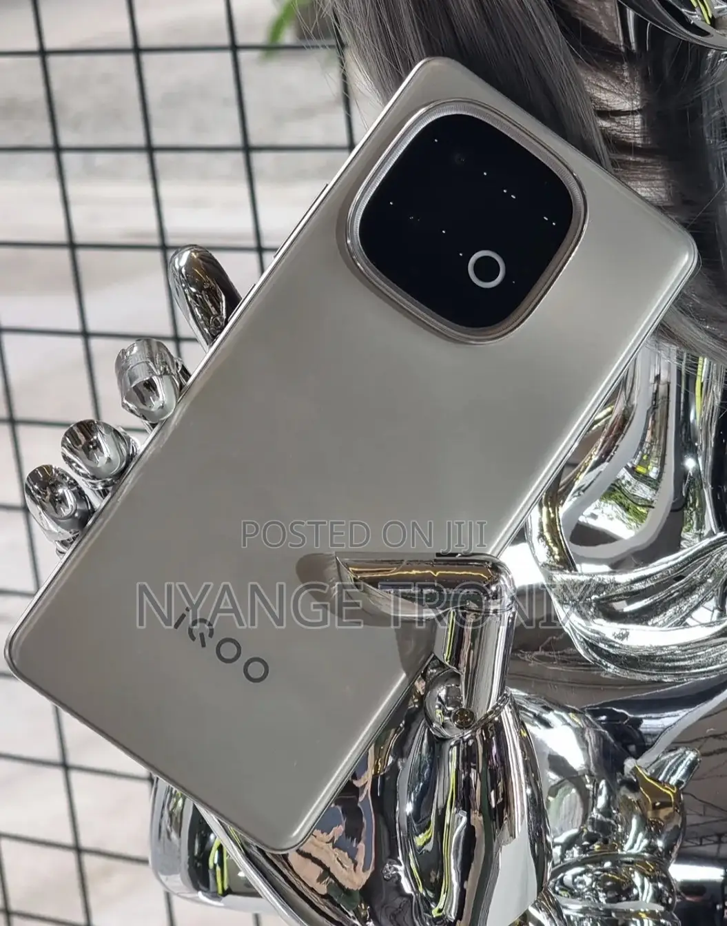 Vivo iQOO Neo10 128 GB Gray
