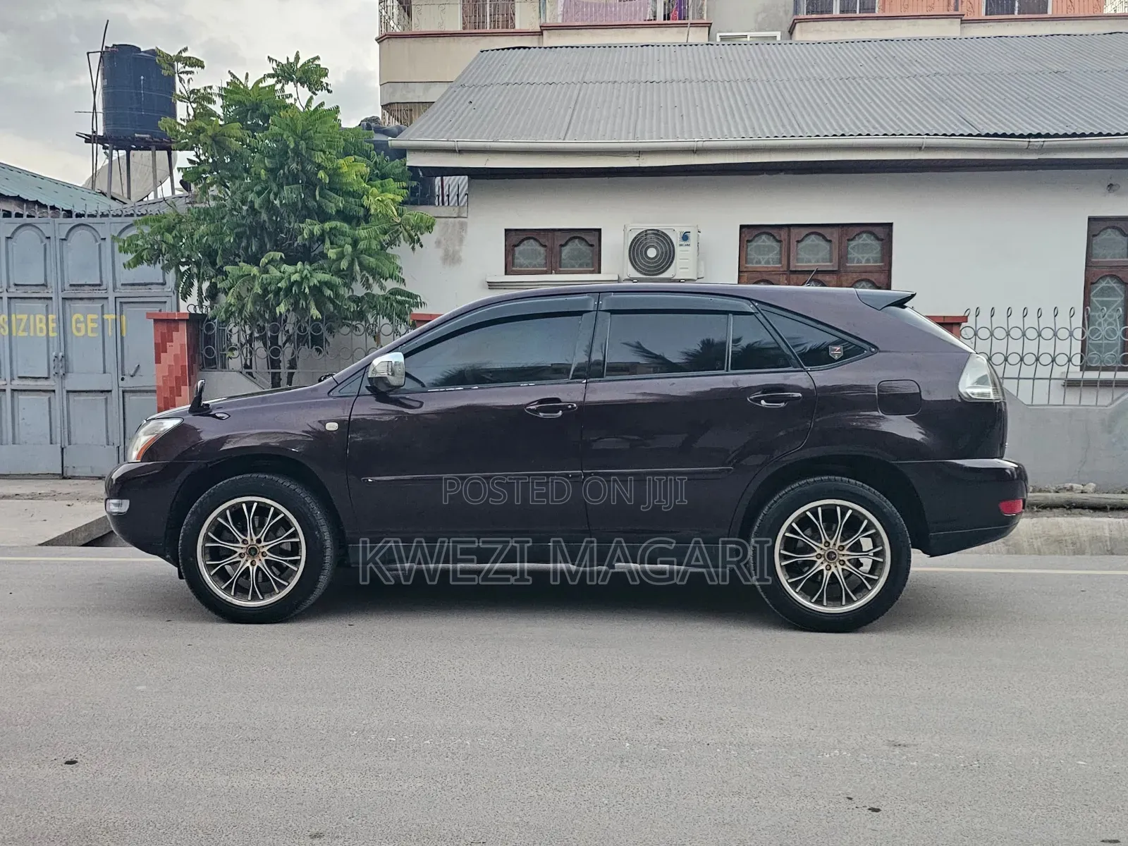 Toyota Harrier 2005 Maroon