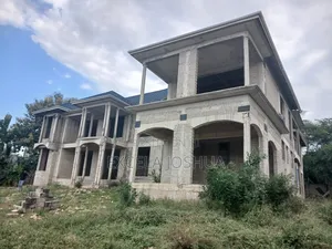 4bdrm Mansion in Excela Joshua, Bunju for sale