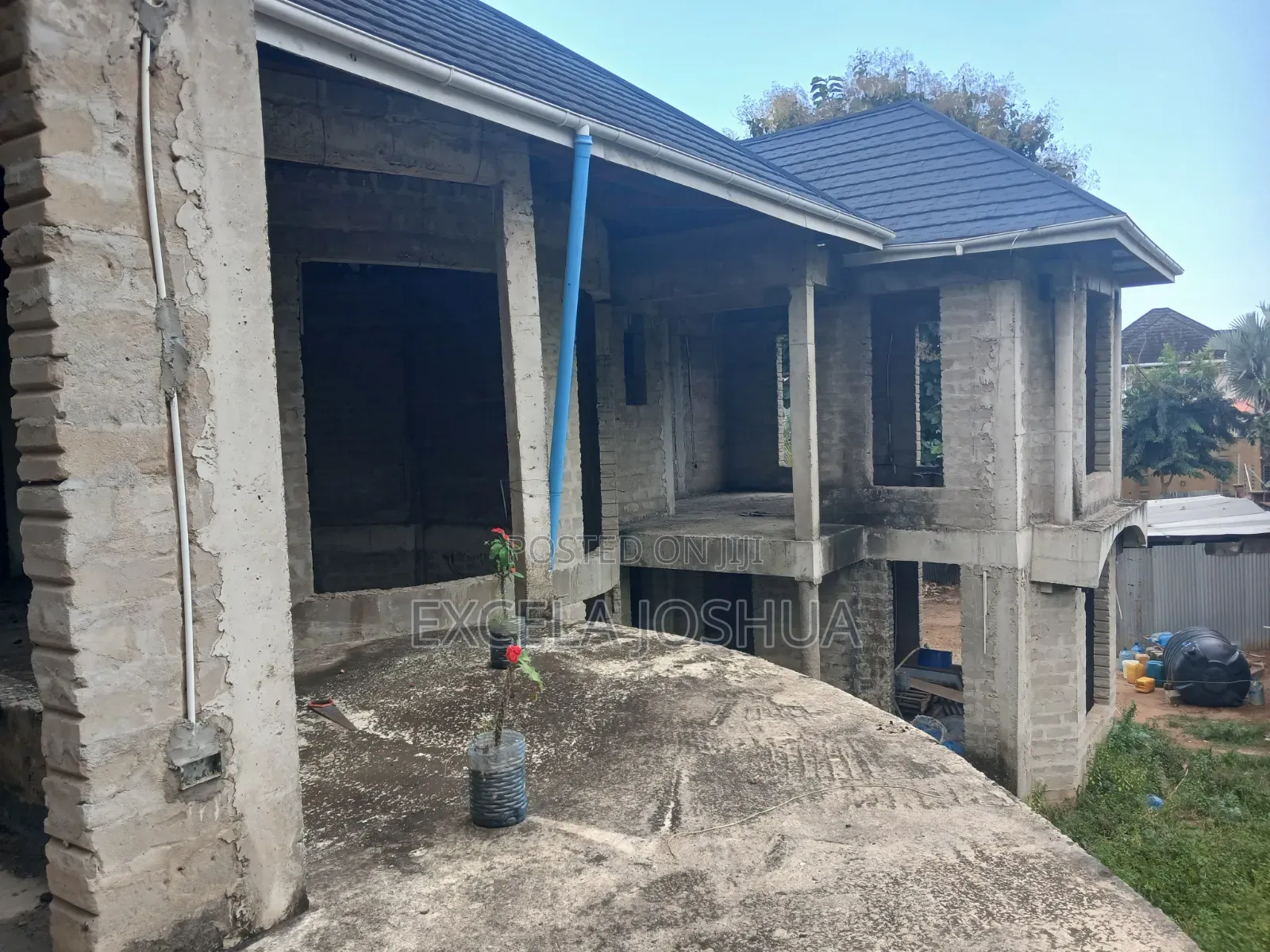 4bdrm Mansion in Excela Joshua, Bunju for sale
