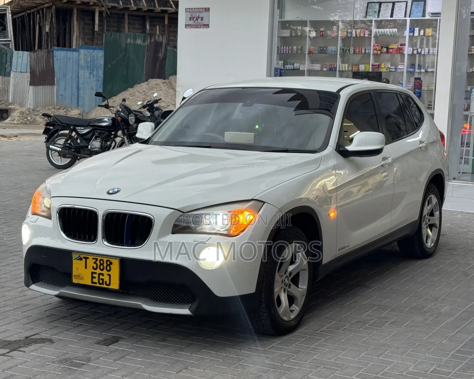 BMW X1 2012 Pearl