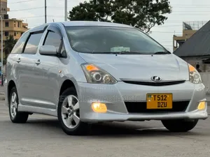 Toyota Wish 2005 Silver