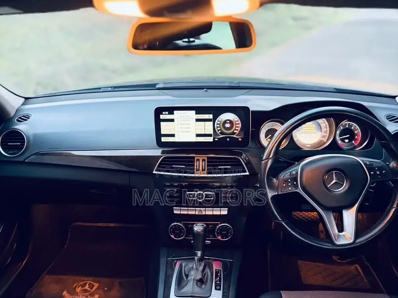 Mercedes-Benz C-Class 2012 Black