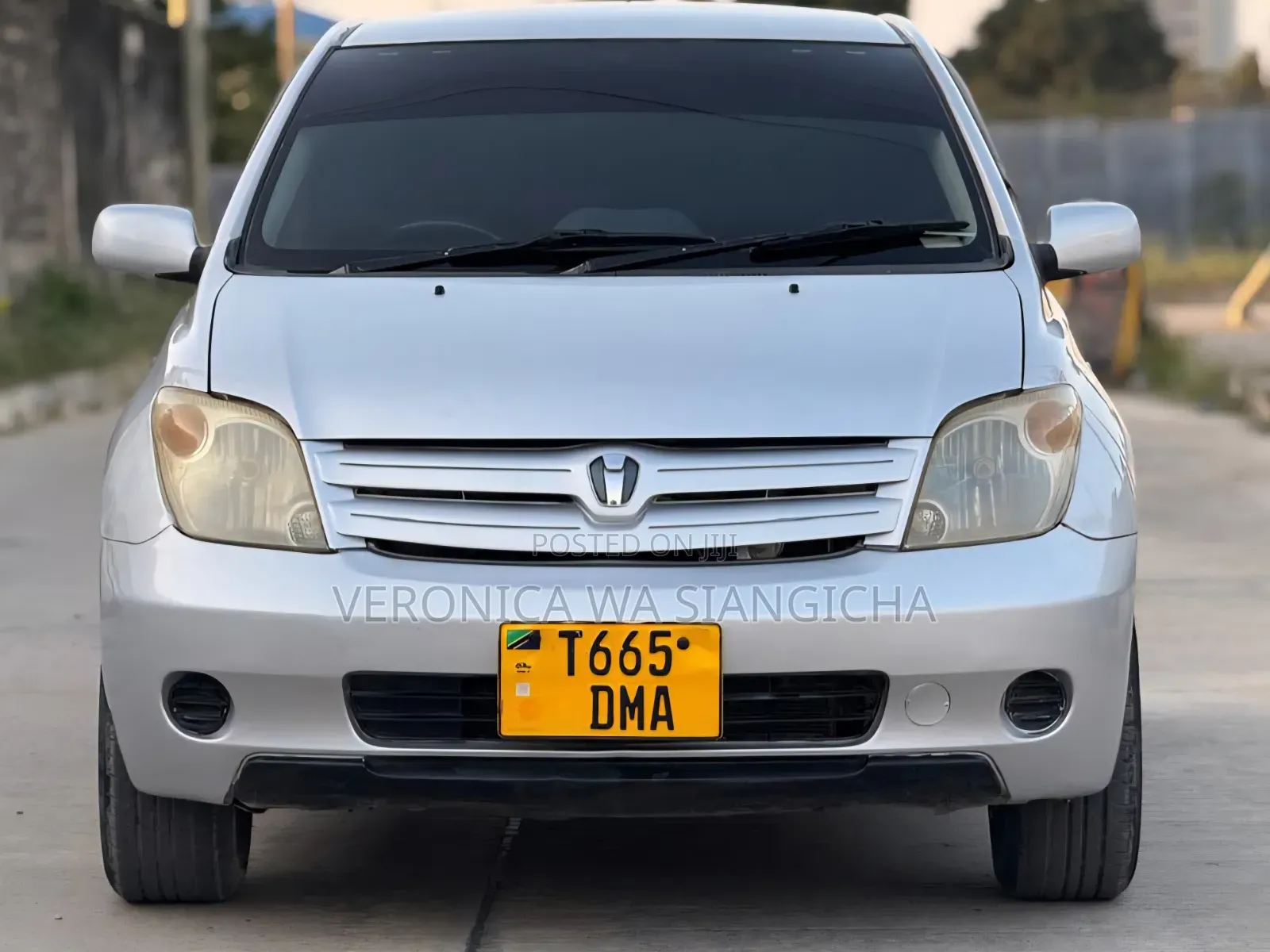 Toyota IST 2005 Silver