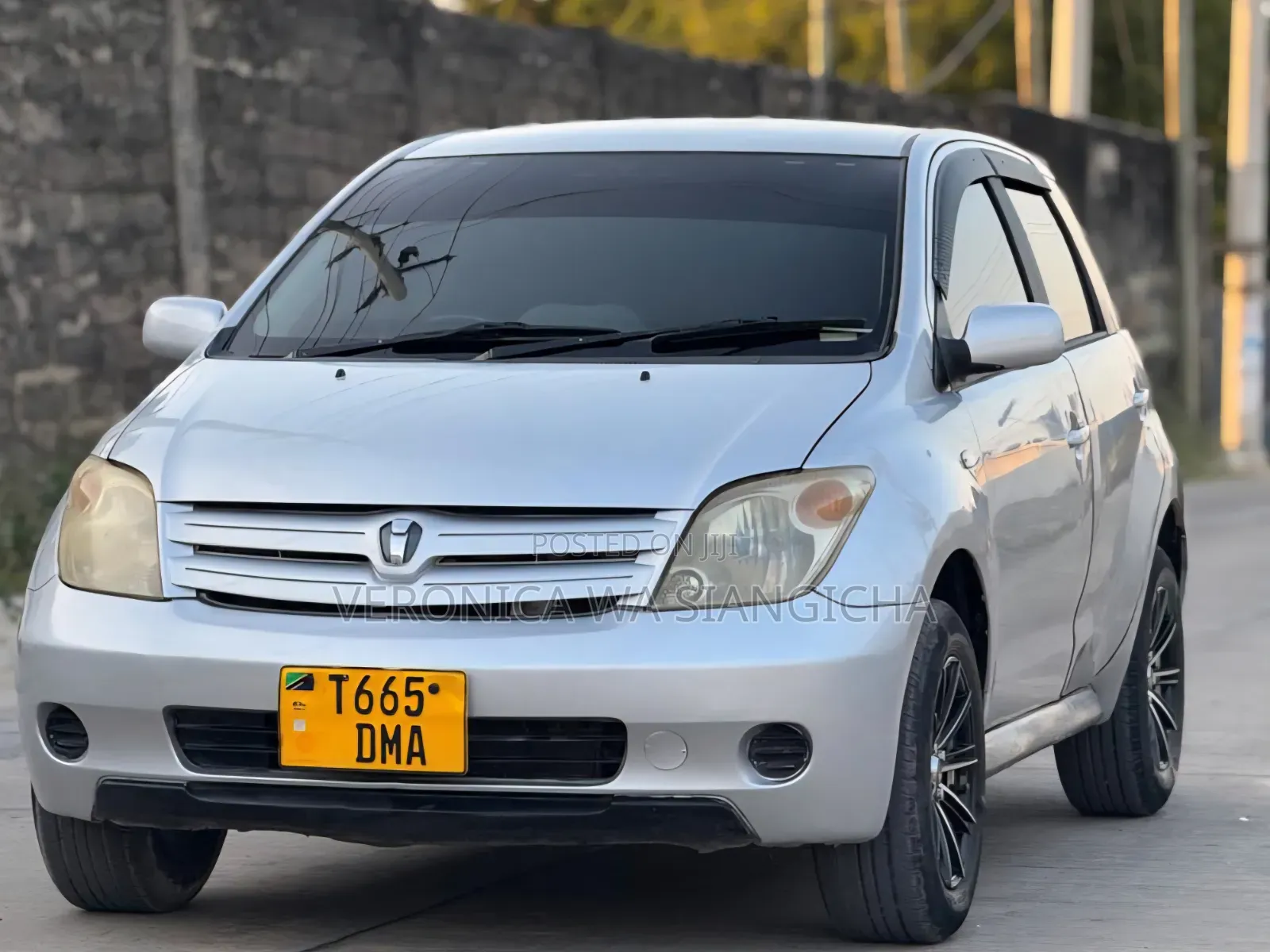 Toyota IST 2005 Silver