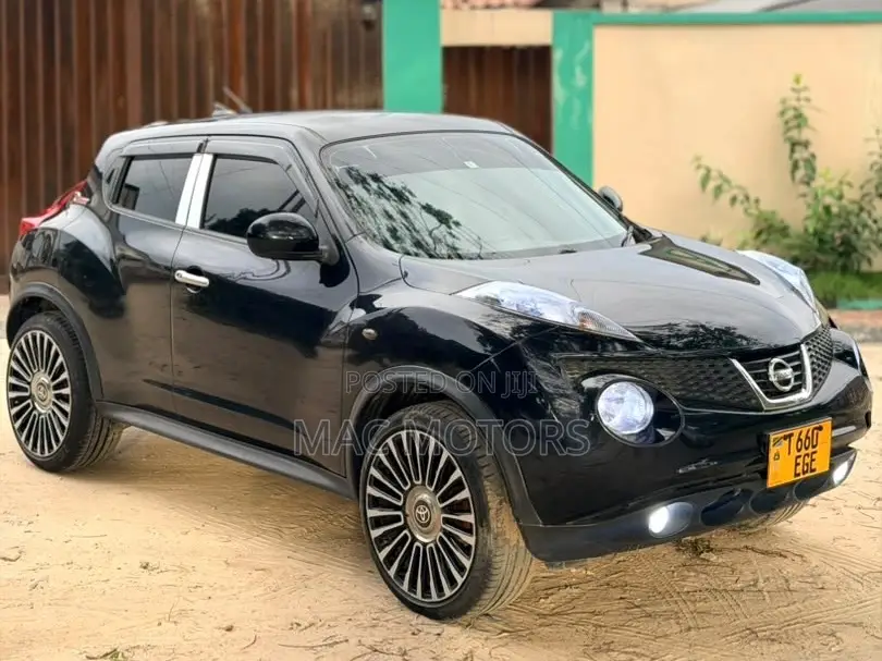 Nissan Juke 2012 Black