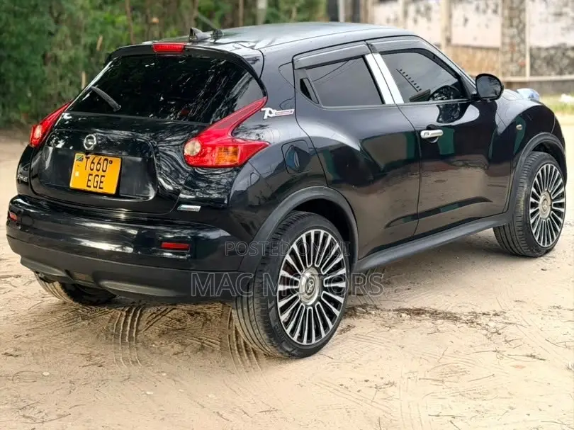 Nissan Juke 2012 Black