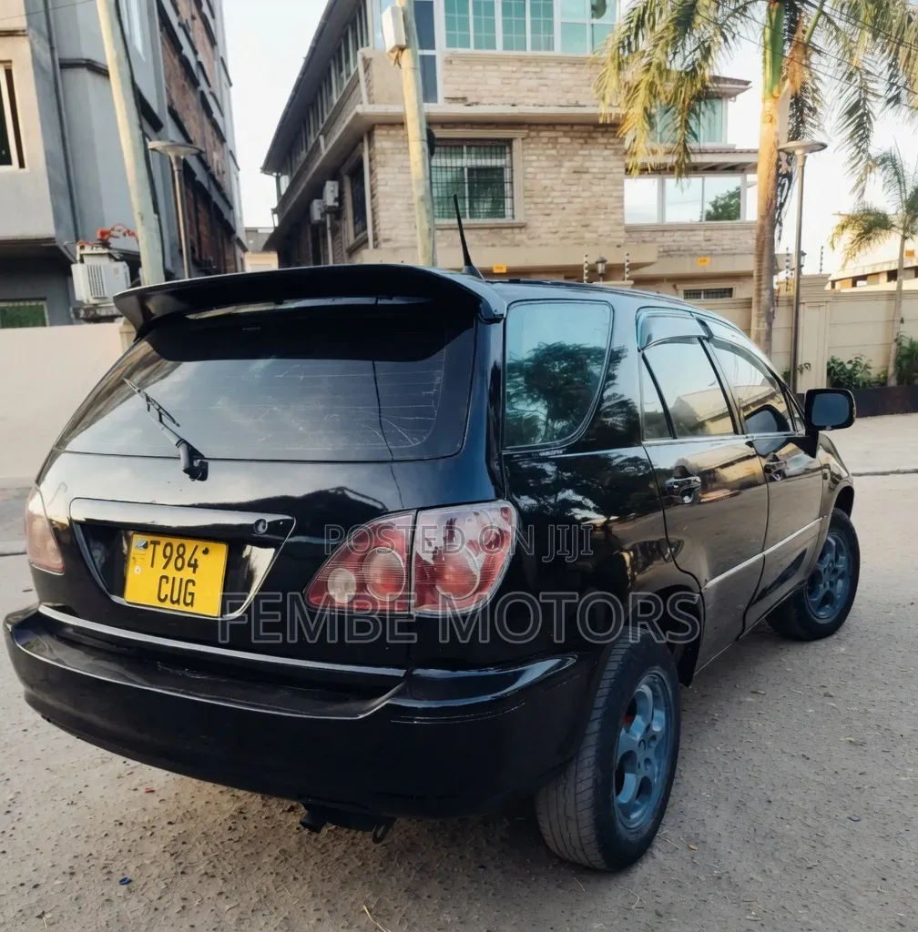 Toyota Harrier 2003 Black