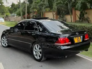 Toyota Crown 2007 Black