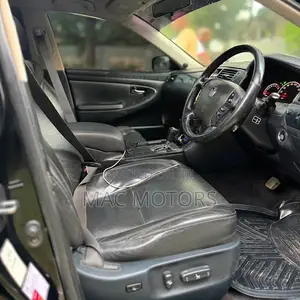 Toyota Crown 2007 Black