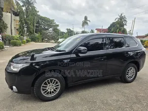 Mitsubishi Outlander 2014 Black