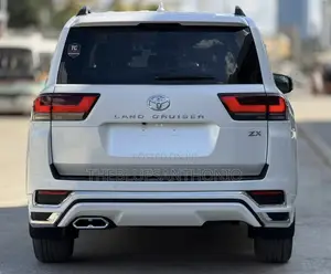 New Toyota Land Cruiser 2025 White