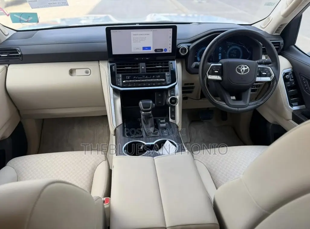 New Toyota Land Cruiser 2025 White