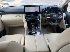 New Toyota Land Cruiser 2025 White