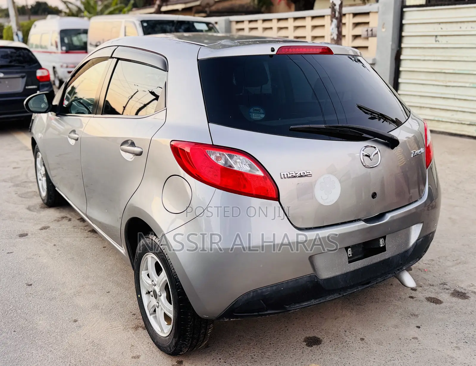 Mazda Demio 2010 Silver