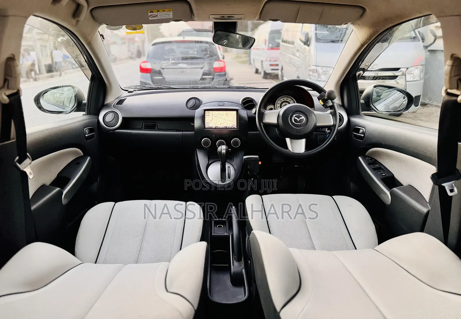 Mazda Demio 2010 Silver