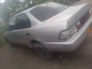 Toyota Corolla 2000 Silver