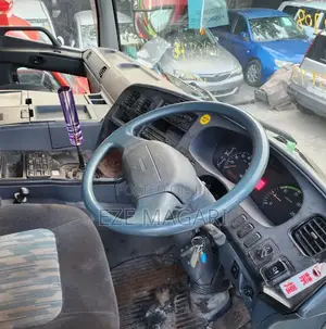 Mitsubishi Fuso Dump Engine V8 – Milion 165 Pamoja Na Usajili