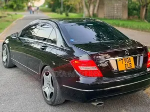 Mercedes-Benz C-Class 2012 Black