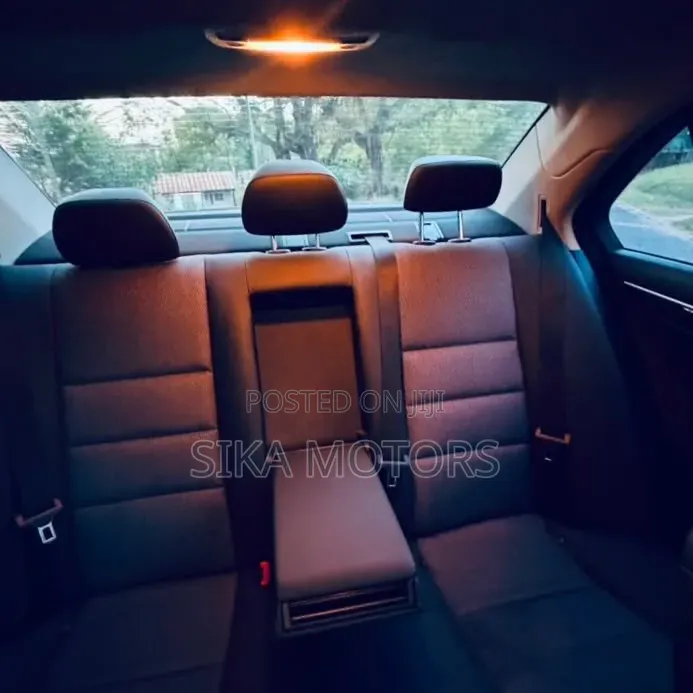 Mercedes-Benz C-Class 2012 Black