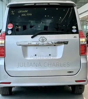 Toyota Noah 2008 White