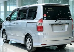 Toyota Noah 2008 White
