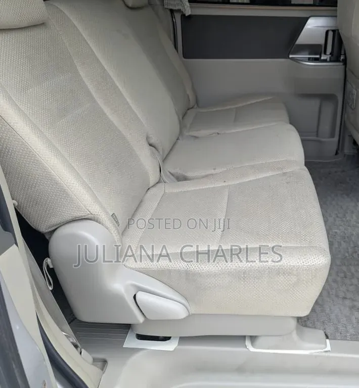 Toyota Noah 2008 White