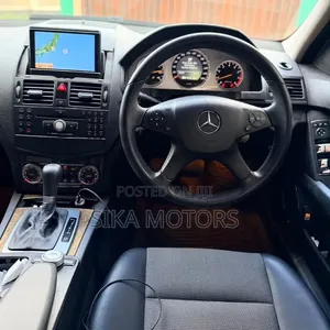 Mercedes-Benz C-Class 2008 Maroon