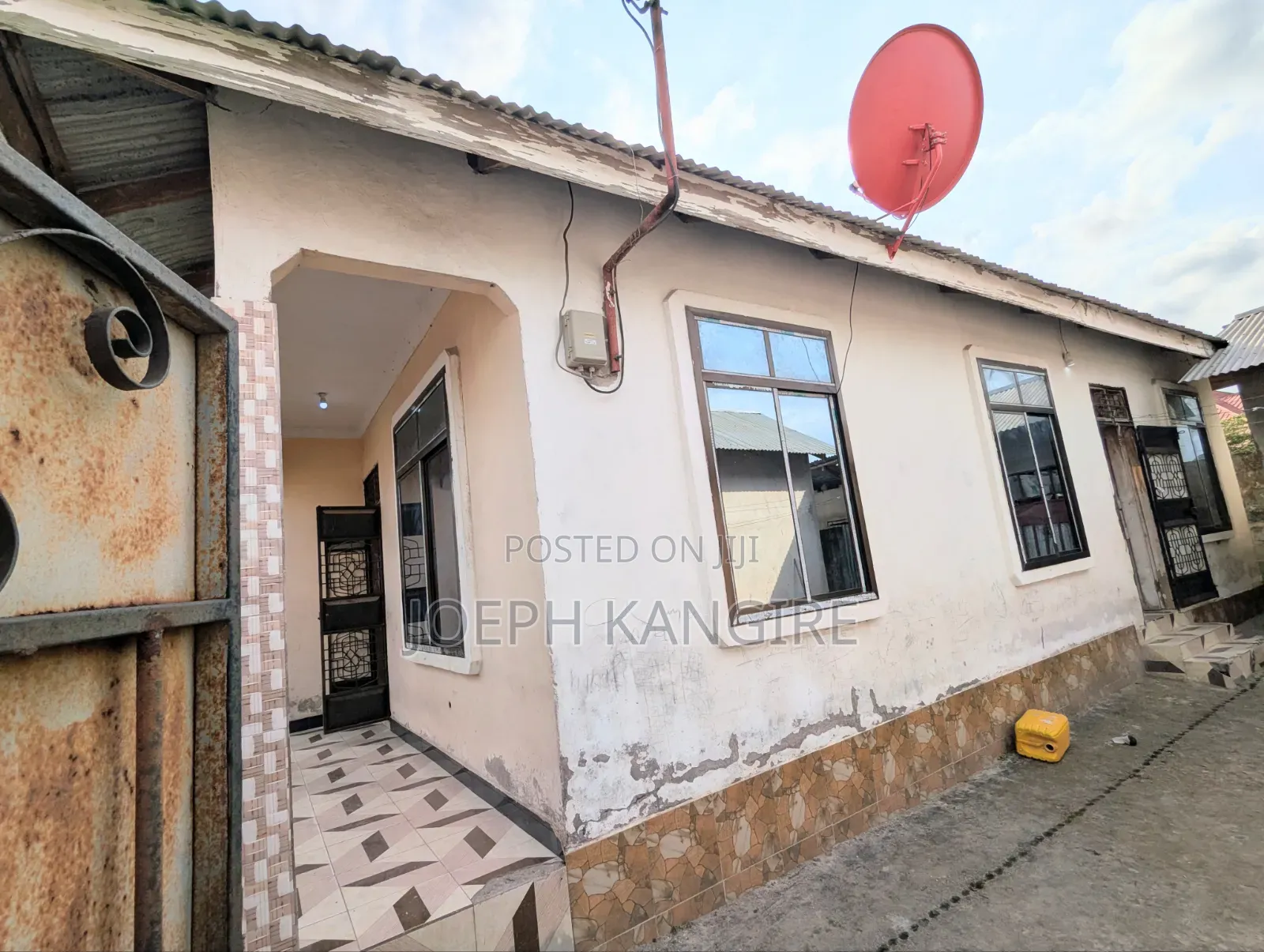 10bdrm House in Kigorofani, Pugu for sale