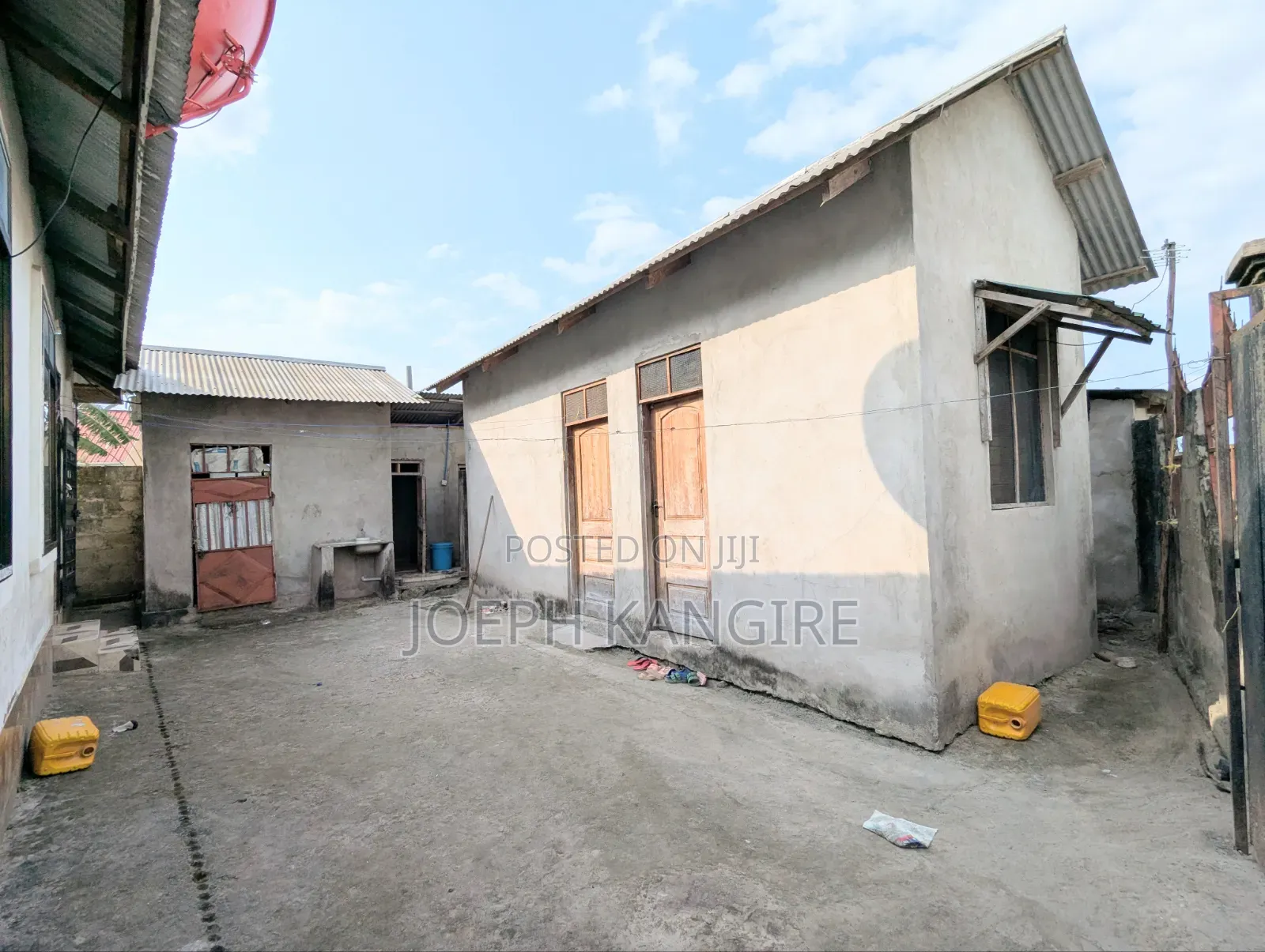 10bdrm House in Kigorofani, Pugu for sale