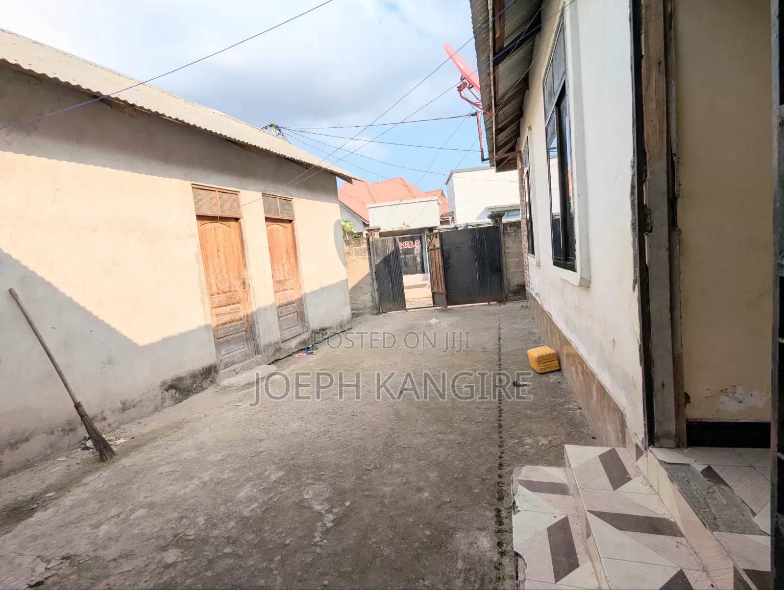 10bdrm House in Kigorofani, Pugu for sale