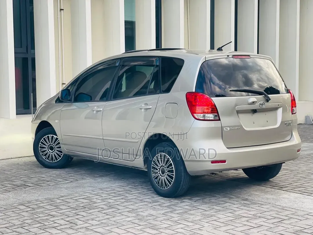 Toyota Corolla Spacio 2003 Silver