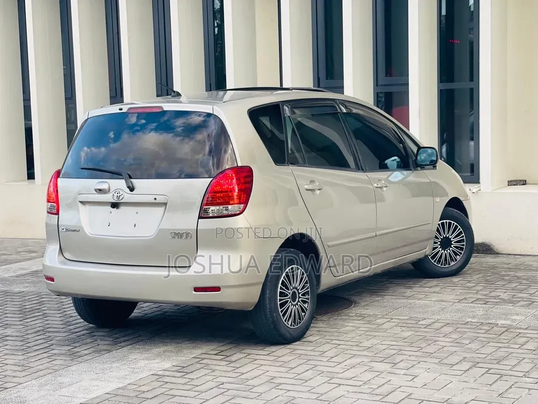 Toyota Corolla Spacio 2003 Silver