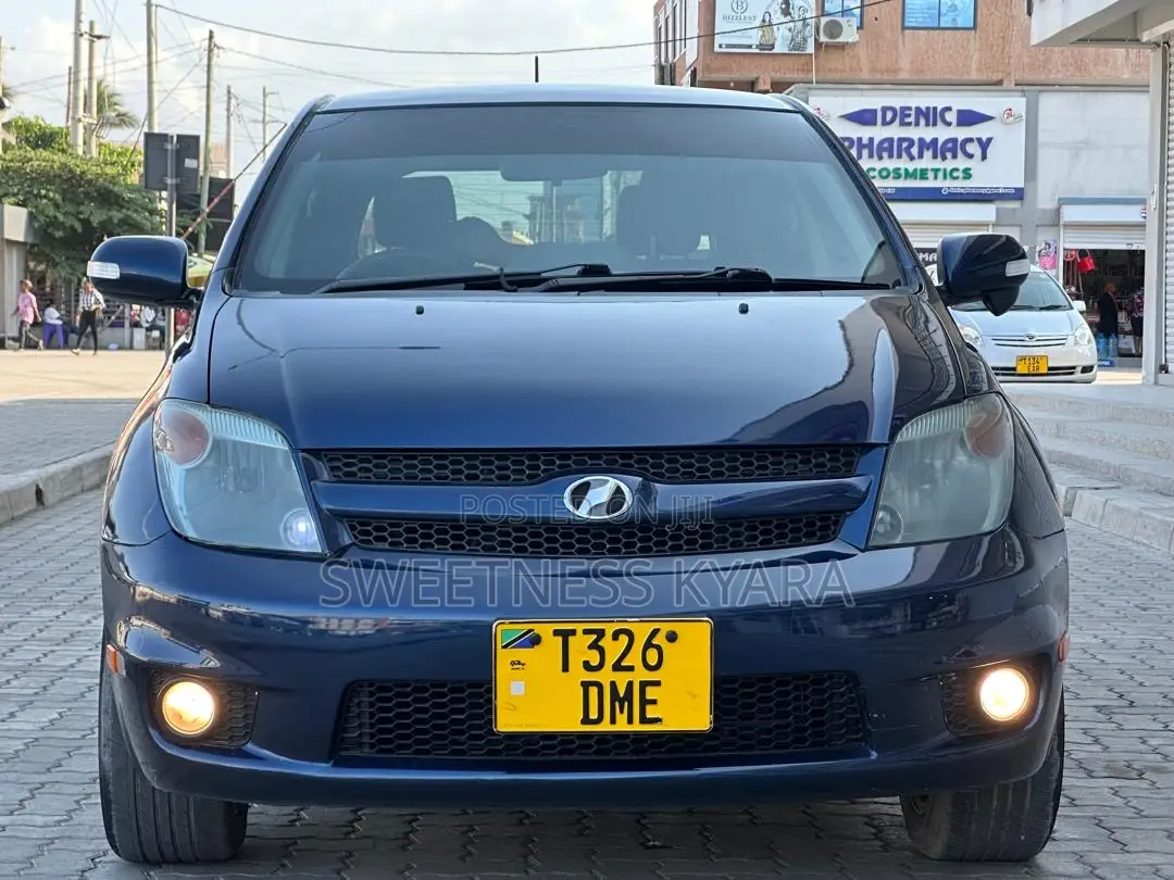 Toyota IST 2006 Blue