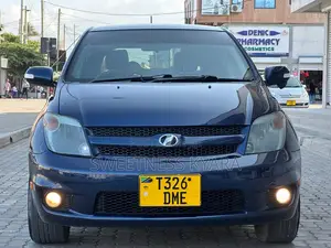 Toyota IST 2006 Blue