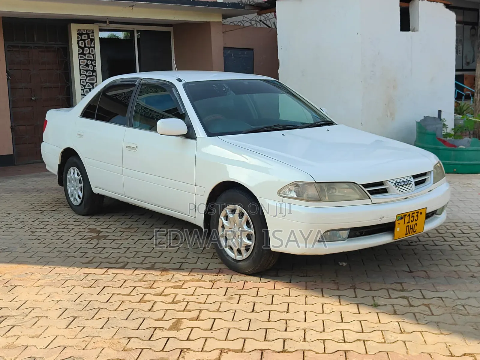Toyota Carina 2000 Black