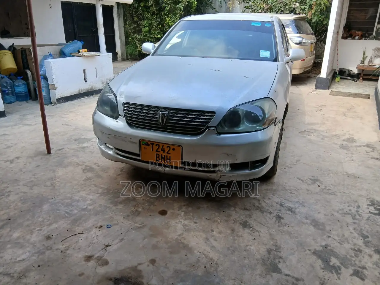 Toyota Mark II 2003 Silver
