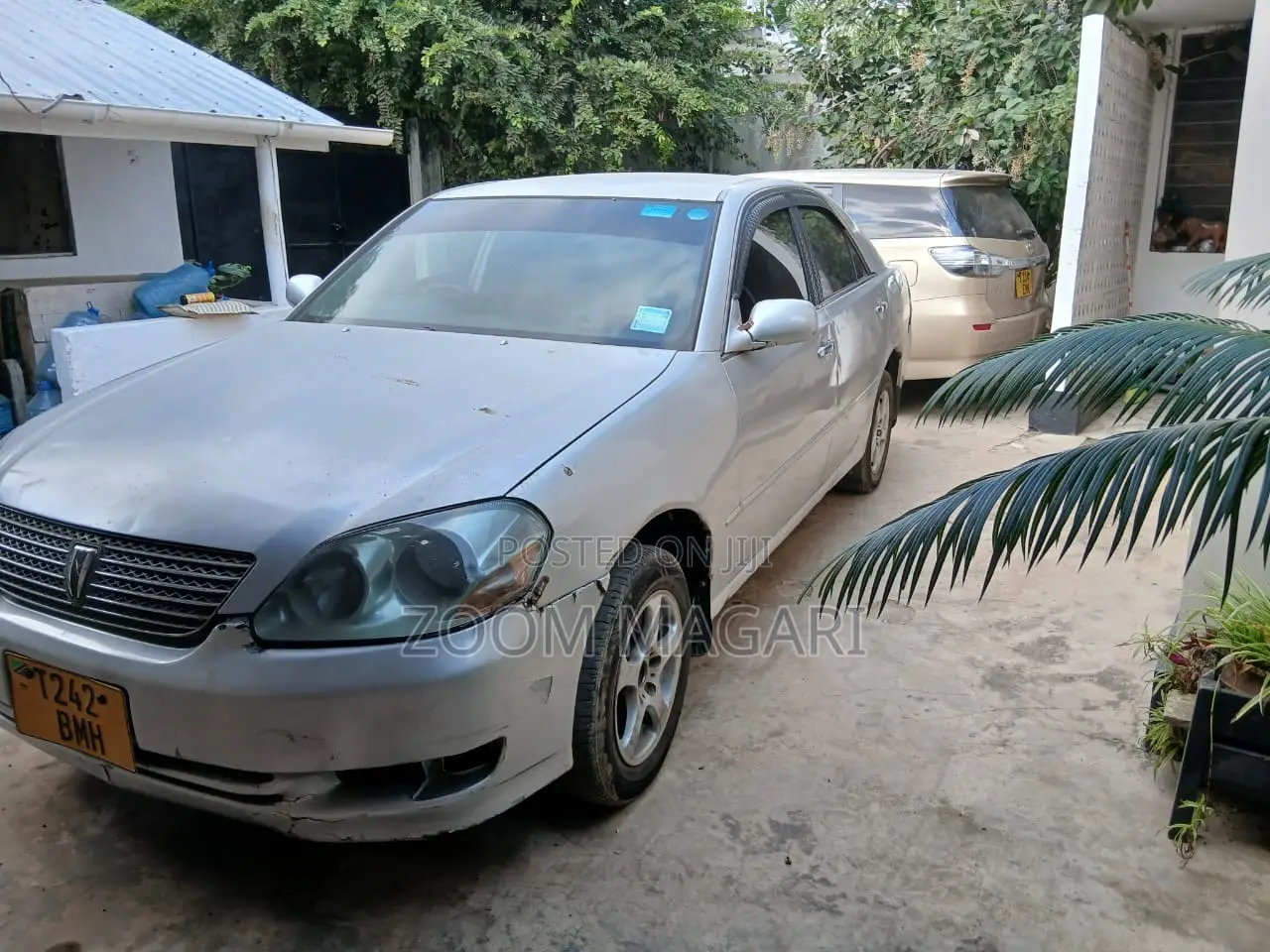Toyota Mark II 2003 Silver