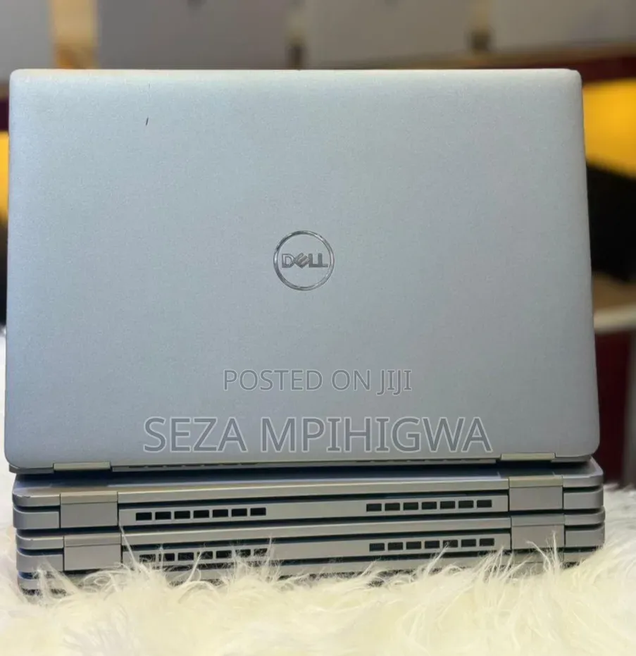 Laptop Dell Latitude 5320 32GB Intel Core i7 SSD 256GB
