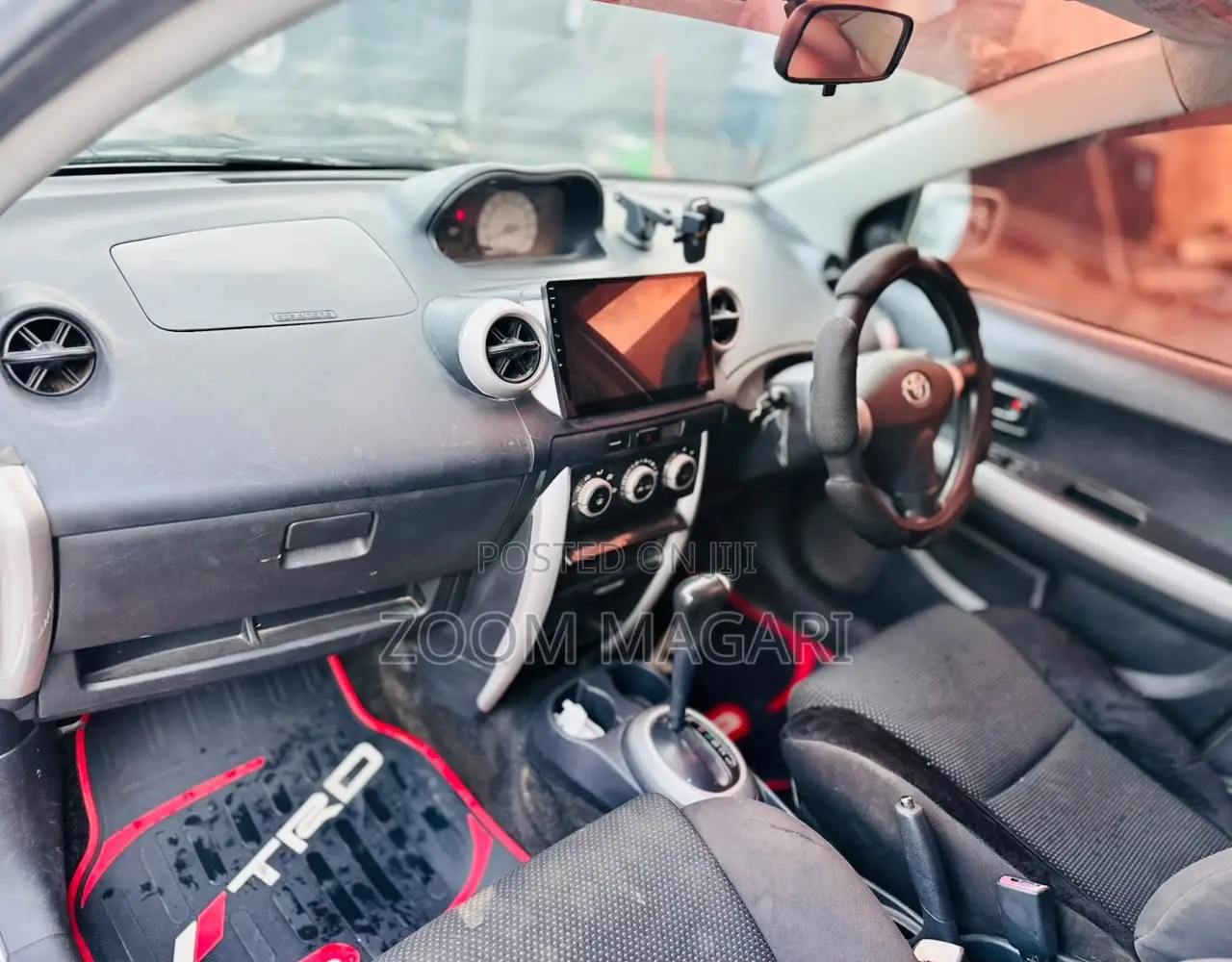 Toyota IST 2005 Silver