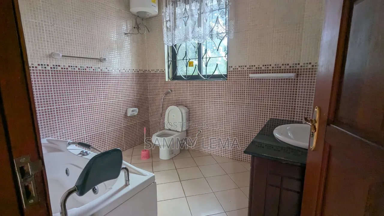 Furnished 5bdrm Maisonette in Sammy Saidy Real, Njiro for rent