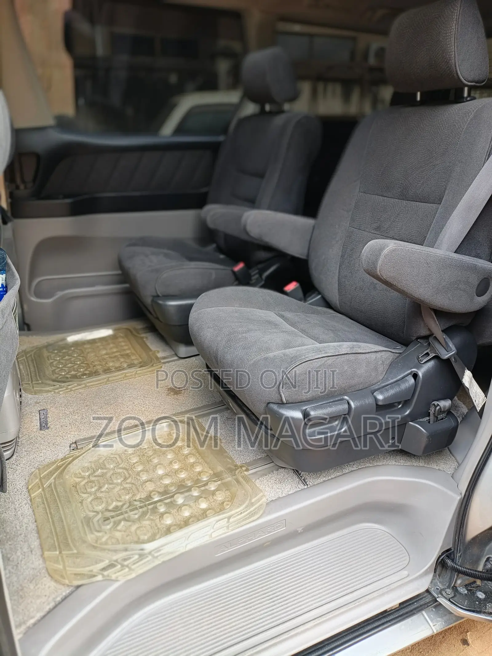 Toyota Alphard 2007 Silver