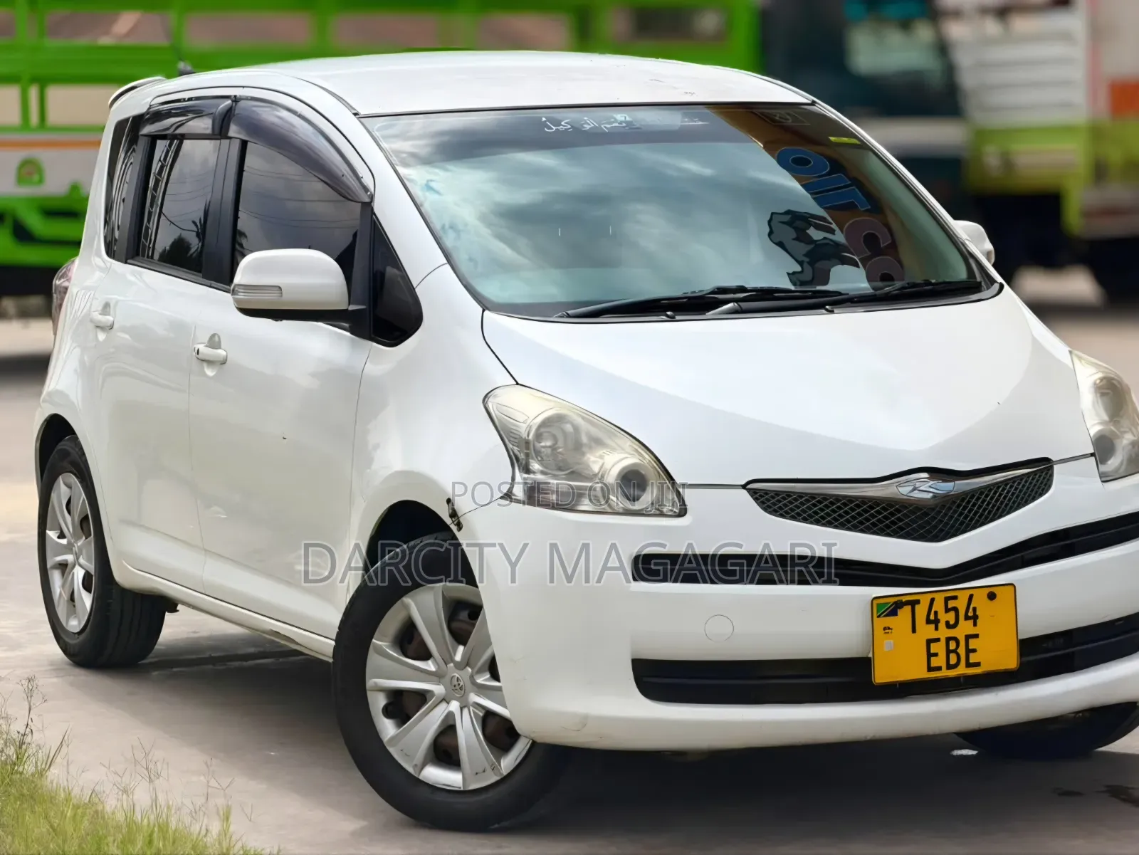 Toyota Ractis 2007 White