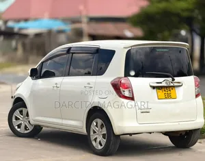 Toyota Ractis 2007 White