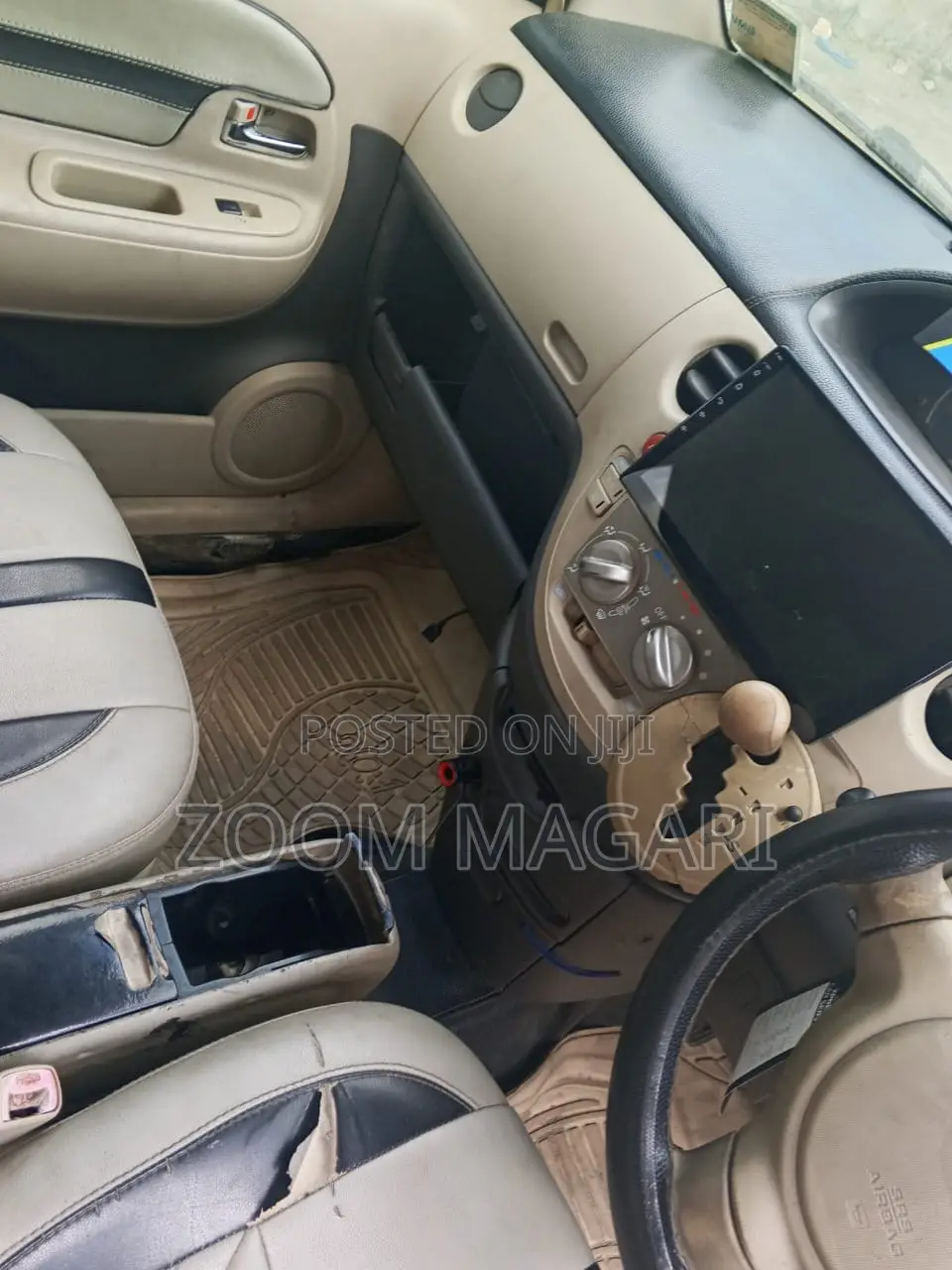 Toyota Sienta 2004 White