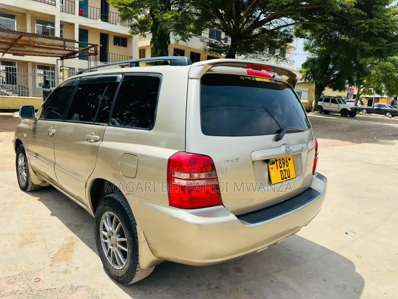Toyota Kluger 2005 Gold